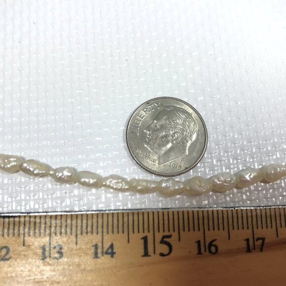 Vintage Freshwater Rice Seed Pearl Choker Necklace - Picture 8 of 9